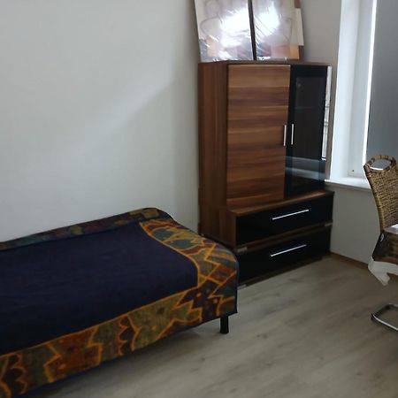 Familienappartement In Zentrum Σβερίν Εξωτερικό φωτογραφία