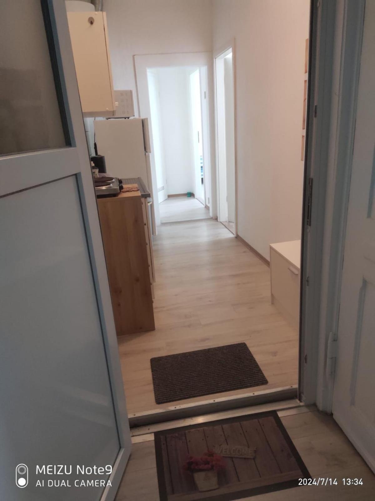 Familienappartement In Zentrum Σβερίν Εξωτερικό φωτογραφία